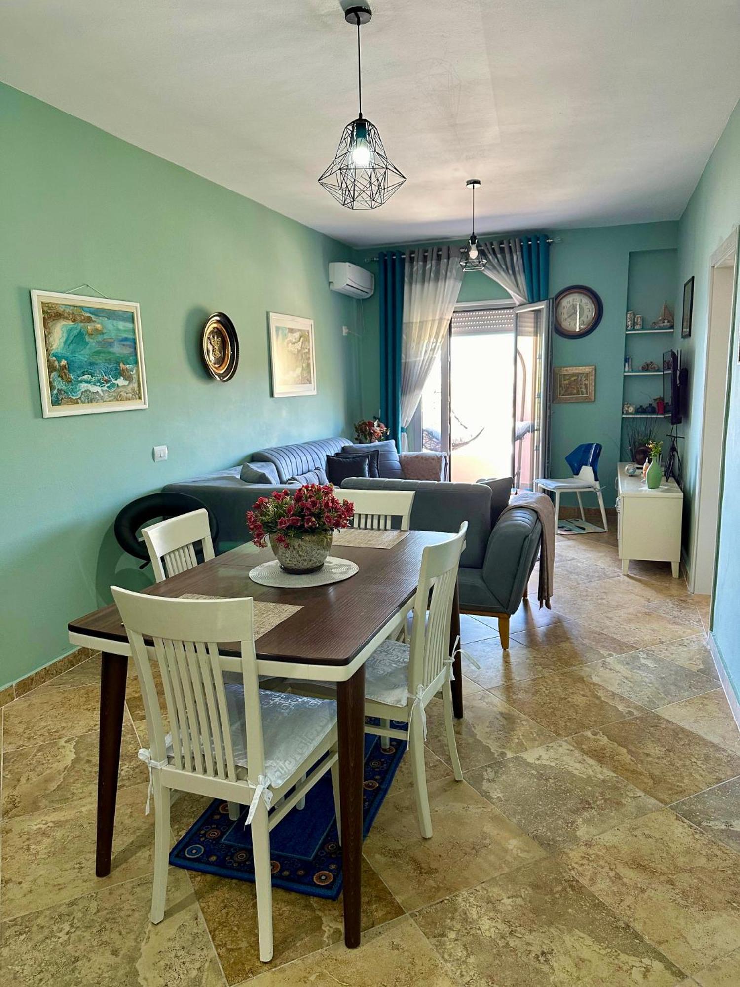 Beach Front Apartment Wlora Zewnętrze zdjęcie