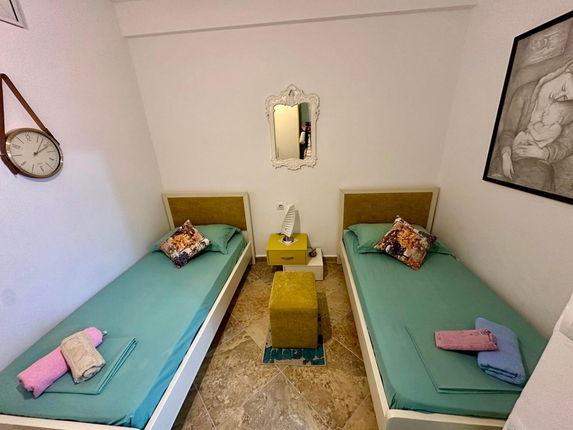 Beach Front Apartment Wlora Zewnętrze zdjęcie